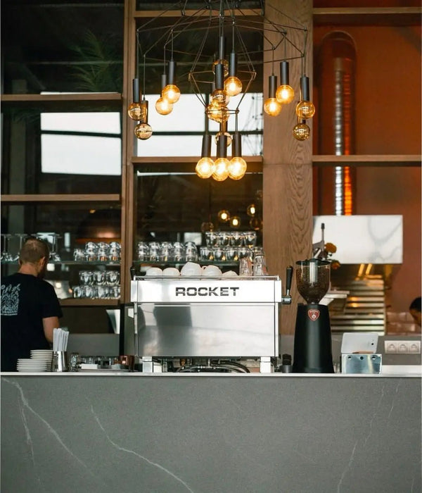 Machines à espresso commerciales - Barista et Espresso