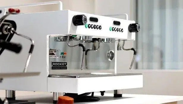 Machines à Espresso commerciales - Barista et Espresso