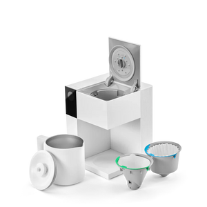 Brasseur de précision blanc pour infusion manuelle avec deux filtres et rangement pour café, partie de Fellow, Dernières nouveautés, tout sur le café.