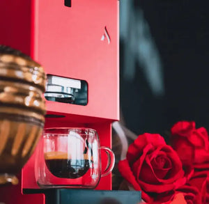 Aroma E.GO – Machine à capsules italienne Espresso portable - Barista et Espresso