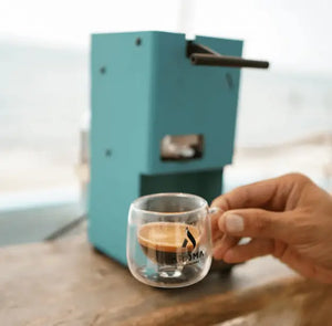 Aroma E.GO – Machine à capsules italienne Espresso portable - Barista et Espresso