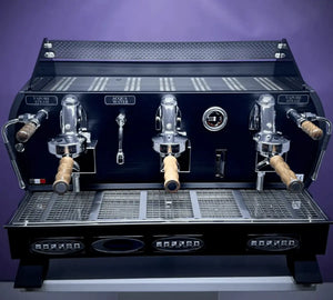 La Nuova Era Altea Anniversario 2 - groupe Machine à espresso commerciale - Barista et Espresso